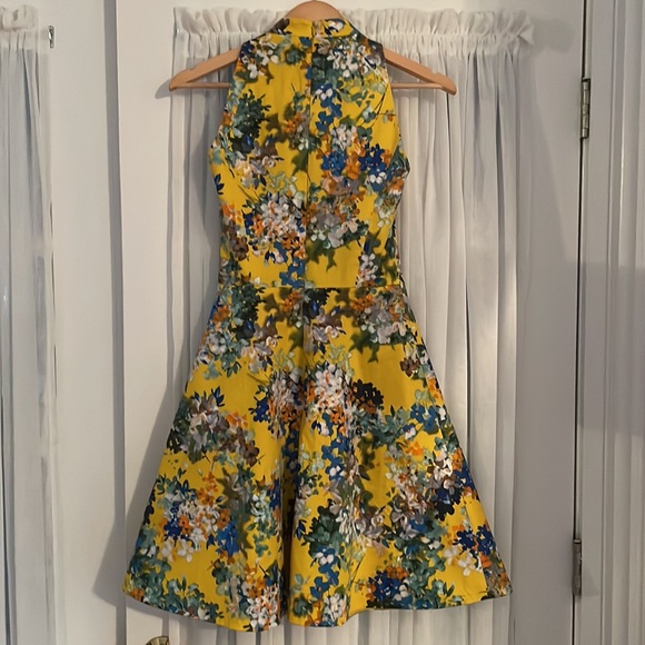 Fully Lined Yellow Floral Poplin Designer Dress - Picture 2 of 7